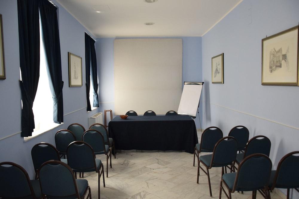Miramare Hotel Catania-Fontanarossai nemzetközi repülőtér Kültér fotó