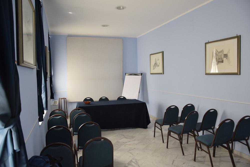 Miramare Hotel Catania-Fontanarossai nemzetközi repülőtér Kültér fotó