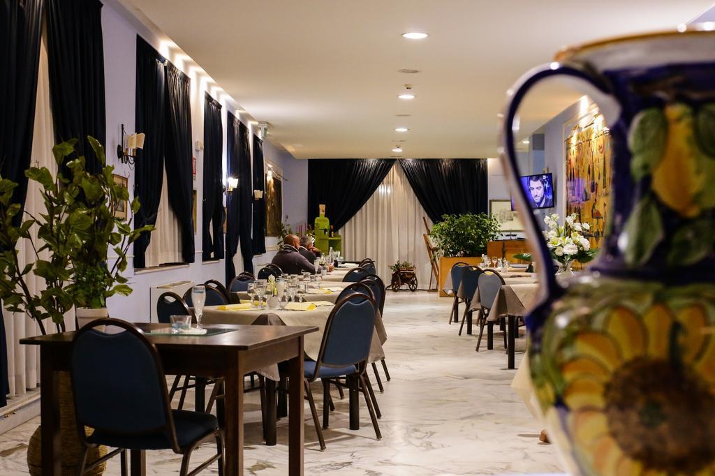 Miramare Hotel Catania-Fontanarossai nemzetközi repülőtér Kültér fotó